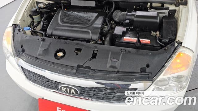 Kia Carnival R President, 2014 6