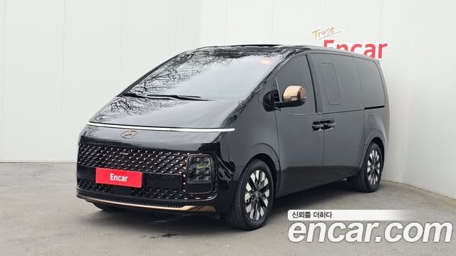 Hyundai Staria Inspiration, 2023 1