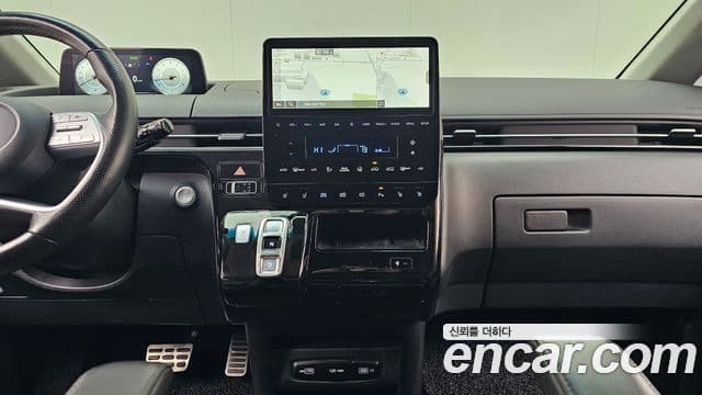 Hyundai Staria Inspiration, 2023 15