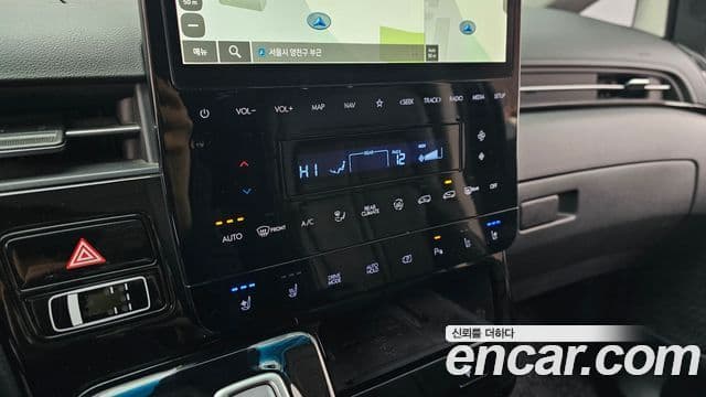 Hyundai Staria Inspiration, 2023 16