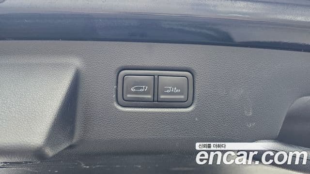 Hyundai Staria Inspiration, 2023 17