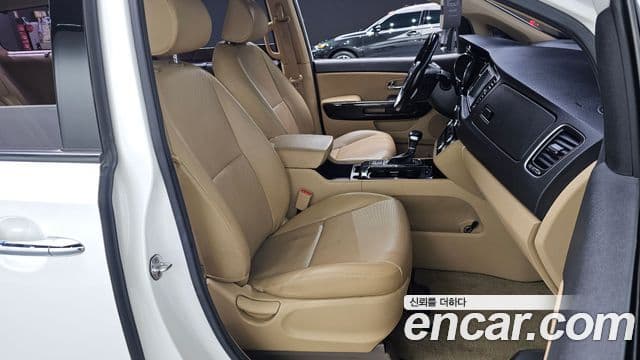 Kia All New Carnival Prestige, 2018 10