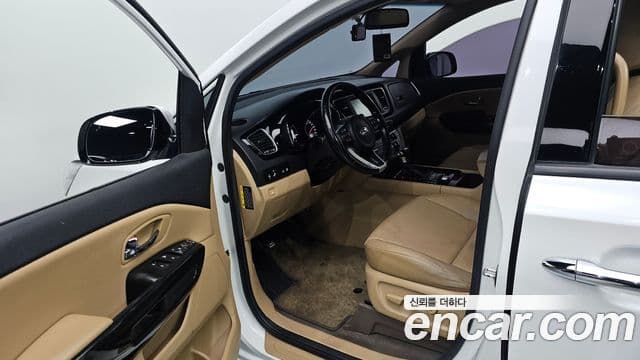 Kia All New Carnival Prestige, 2018 11