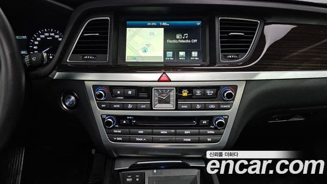 Genesis G80 Luxury, 2017 15