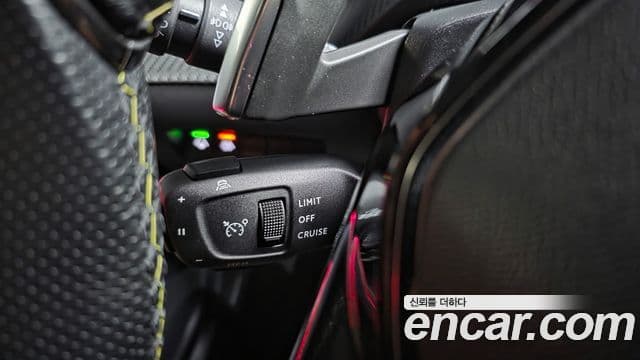 Peugeot 2008 2세대 1.5 BlueHDi GT Line, 2021 17