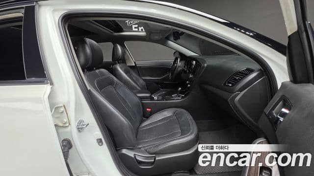 Kia K5 Prestige, 2012 10