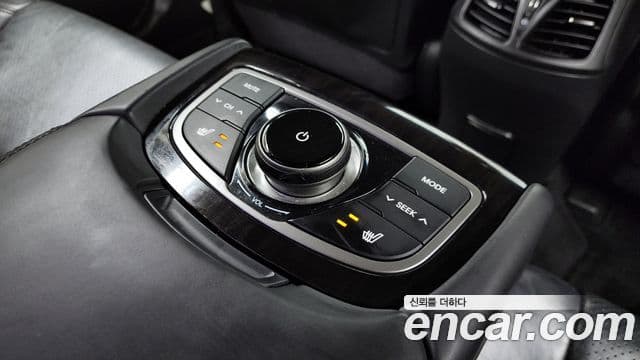 Hyundai Grandeur HG LPG HG300 для людей с инвалидностью, 2011 19