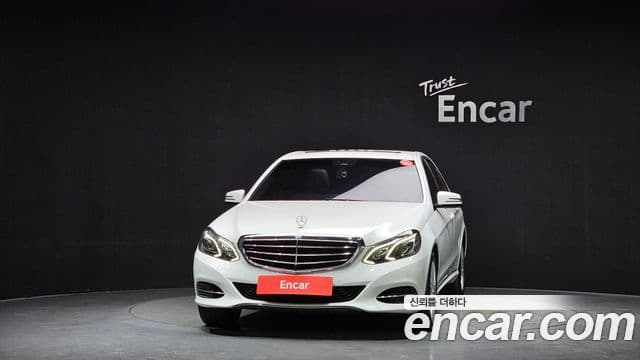 Mercedes-Benz E-класс W212 E200 Elegance, 2014 3