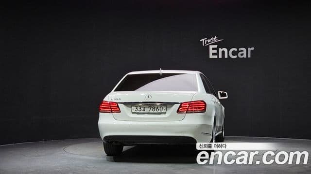 Mercedes-Benz E-класс W212 E200 Elegance, 2014 4