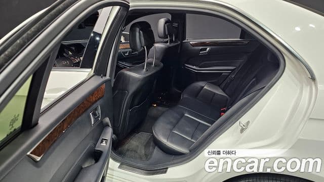 Mercedes-Benz E-класс W212 E200 Elegance, 2014 12