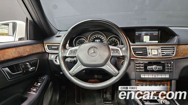 Mercedes-Benz E-класс W212 E200 Elegance, 2014 13