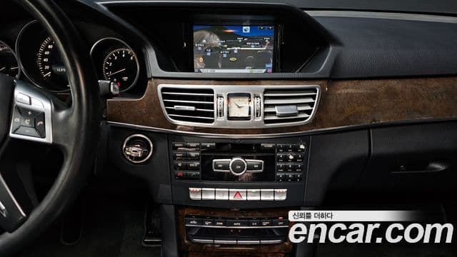 Mercedes-Benz E-класс W212 E200 Elegance, 2014 14