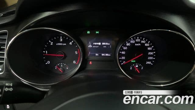 Kia All New Carnival Luxury, 2016 8