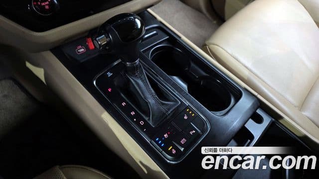 Kia All New Carnival Luxury, 2016 9