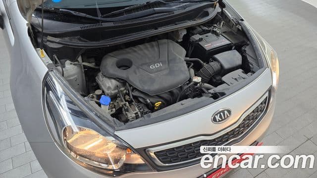 Kia All New Pride Luxury, 2012 6