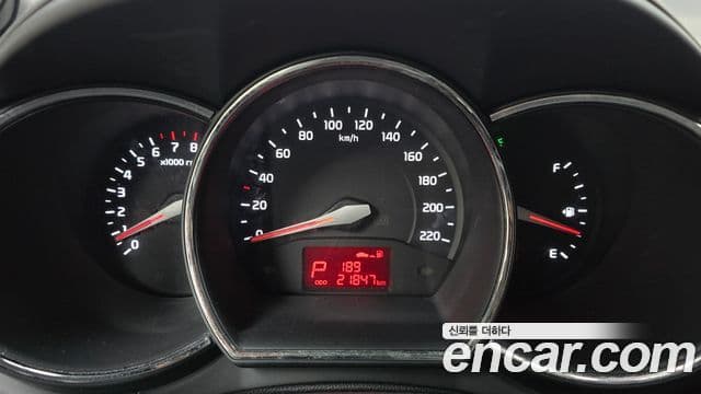 Kia All New Pride Luxury, 2012 8