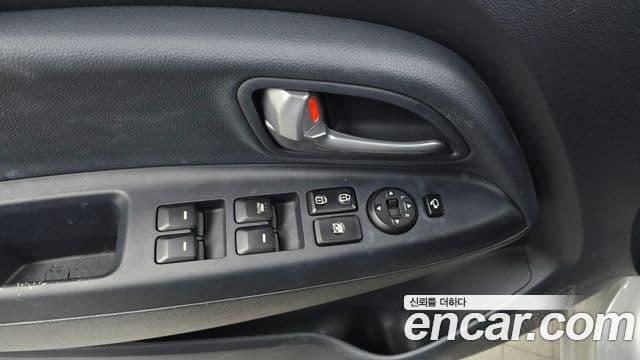 Kia All New Pride Luxury, 2012 15