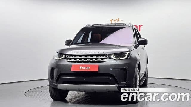 Land Rover Discovery 5 Luxury, 2019 3