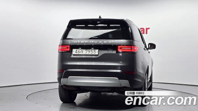 Land Rover Discovery 5 Luxury, 2019 4