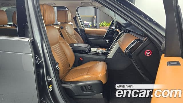 Land Rover Discovery 5 Luxury, 2019 10