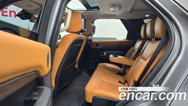 Land Rover Discovery 5 Luxury, 2019 12