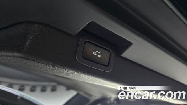 Land Rover Discovery 5 Luxury, 2019 18