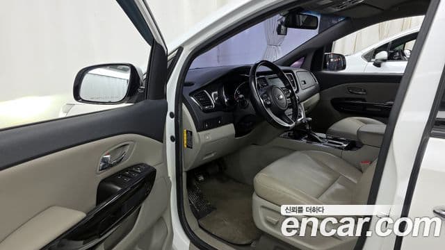 Kia The / новый New Carnival Prestige, 2019 10