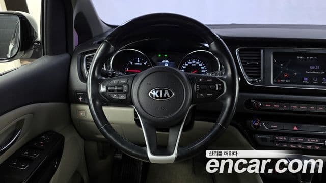 Kia The / новый New Carnival Prestige, 2019 13