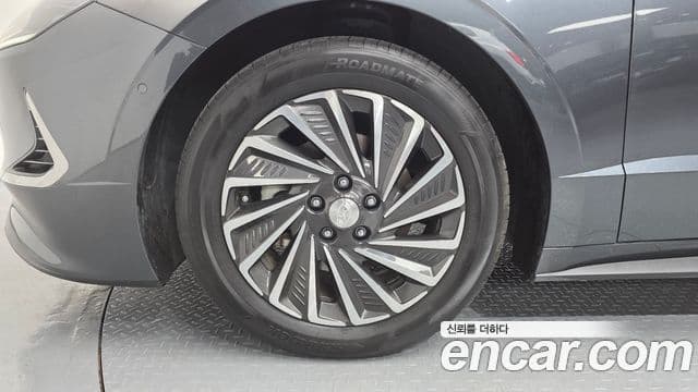 Hyundai Sonata гибрид (DN8) Premium Plus, 2022 все фото