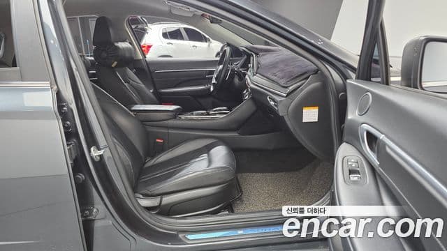 Hyundai Sonata гибрид (DN8) Premium Plus, 2022 10