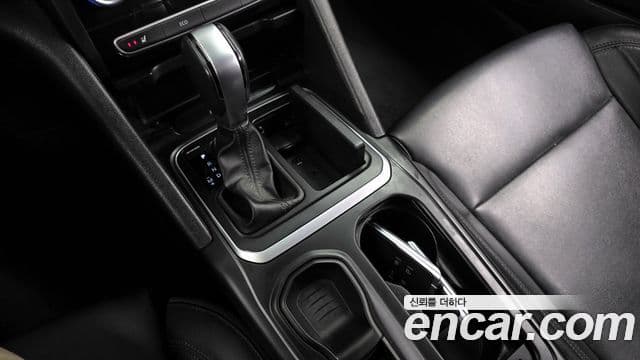 Renault Korea(Samsung) SM6 2.0 LPe SE (для людей с инвалидностью), 2019 9