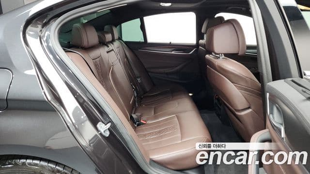 BMW 5시리즈 (G30) 523d M Sport, 2023 12
