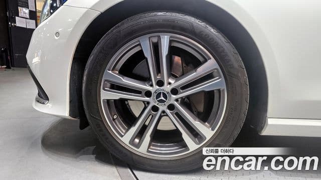 Mercedes-Benz E-класс W213 Avantgarde, 2022 все фото