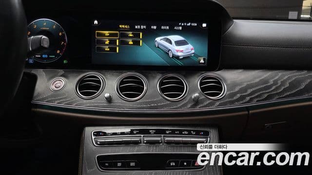 Mercedes-Benz E-класс W213 Avantgarde, 2022 14