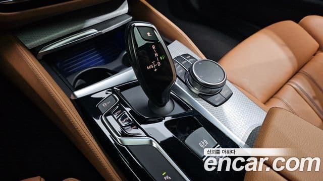BMW 5시리즈 (G30) 520d M Sport Special Edition, 2018 9