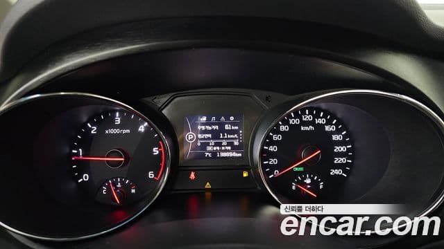 Kia All New Carnival Luxury, 2016 8