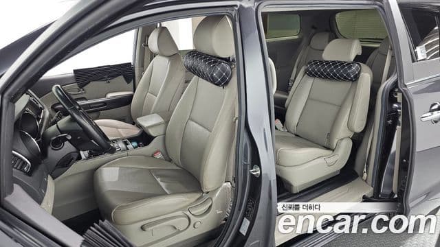 Kia All New Carnival Luxury, 2016 12