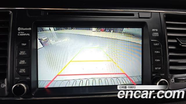 Kia All New Carnival Luxury, 2016 16