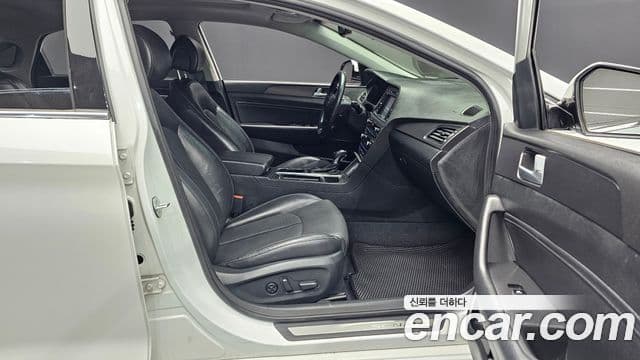 Hyundai LF Sonata Exclusive, 2015 11