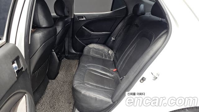 Kia K5 Prestige, 2013 12