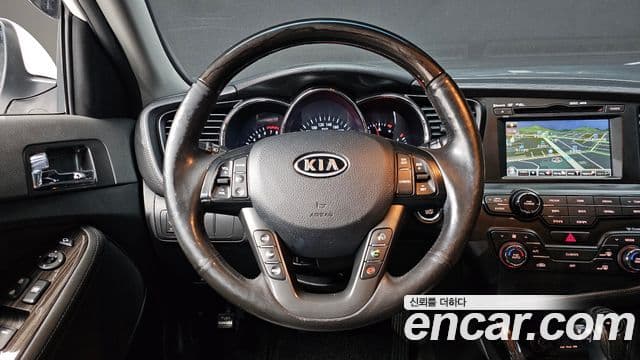 Kia K5 Prestige, 2013 13