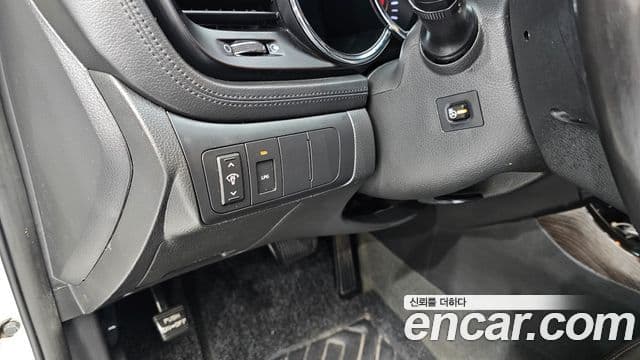 Kia K5 Prestige, 2013 14