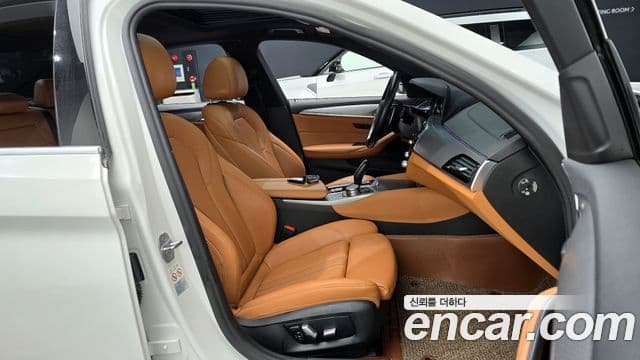 BMW 5시리즈 (G30) 520d xDrive M Sport, 2018 10
