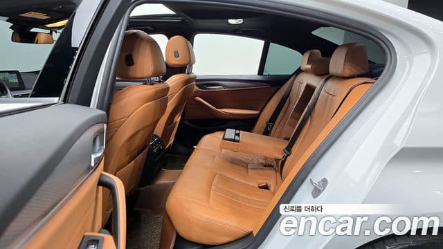 BMW 5시리즈 (G30) 520d xDrive M Sport, 2018 12