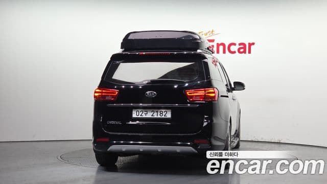 Kia The / новый New Carnival Noblesse, 2019 4