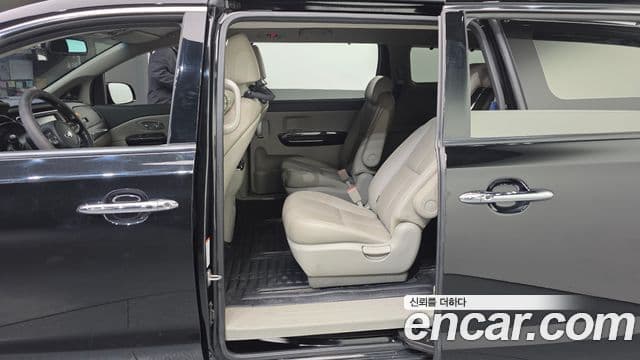 Kia The / новый New Carnival Noblesse, 2019 11