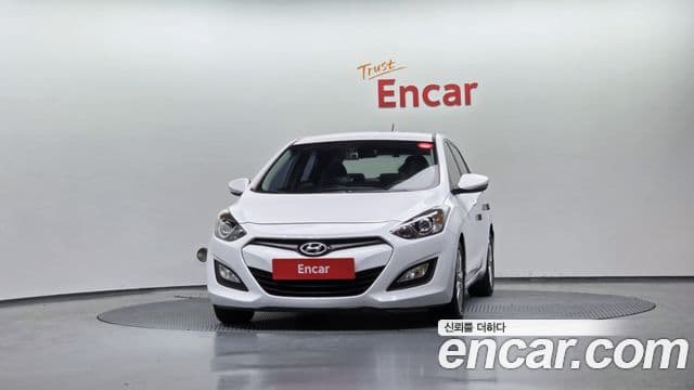 Hyundai i30(новый кузов / новое поколение) 1.6 GDI Unique, 2012 3