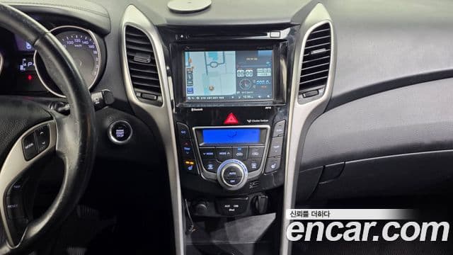 Hyundai i30(новый кузов / новое поколение) 1.6 GDI Unique, 2012 14