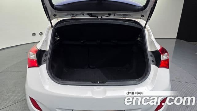 Hyundai i30(новый кузов / новое поколение) 1.6 GDI Unique, 2012 20