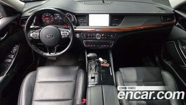 Kia All New K7 Noblesse, 2016 7